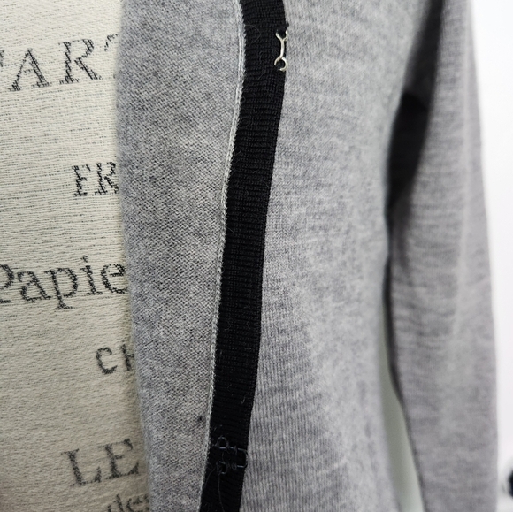 Vintage Escada Luxury Cardigan - Picture 10 of 12